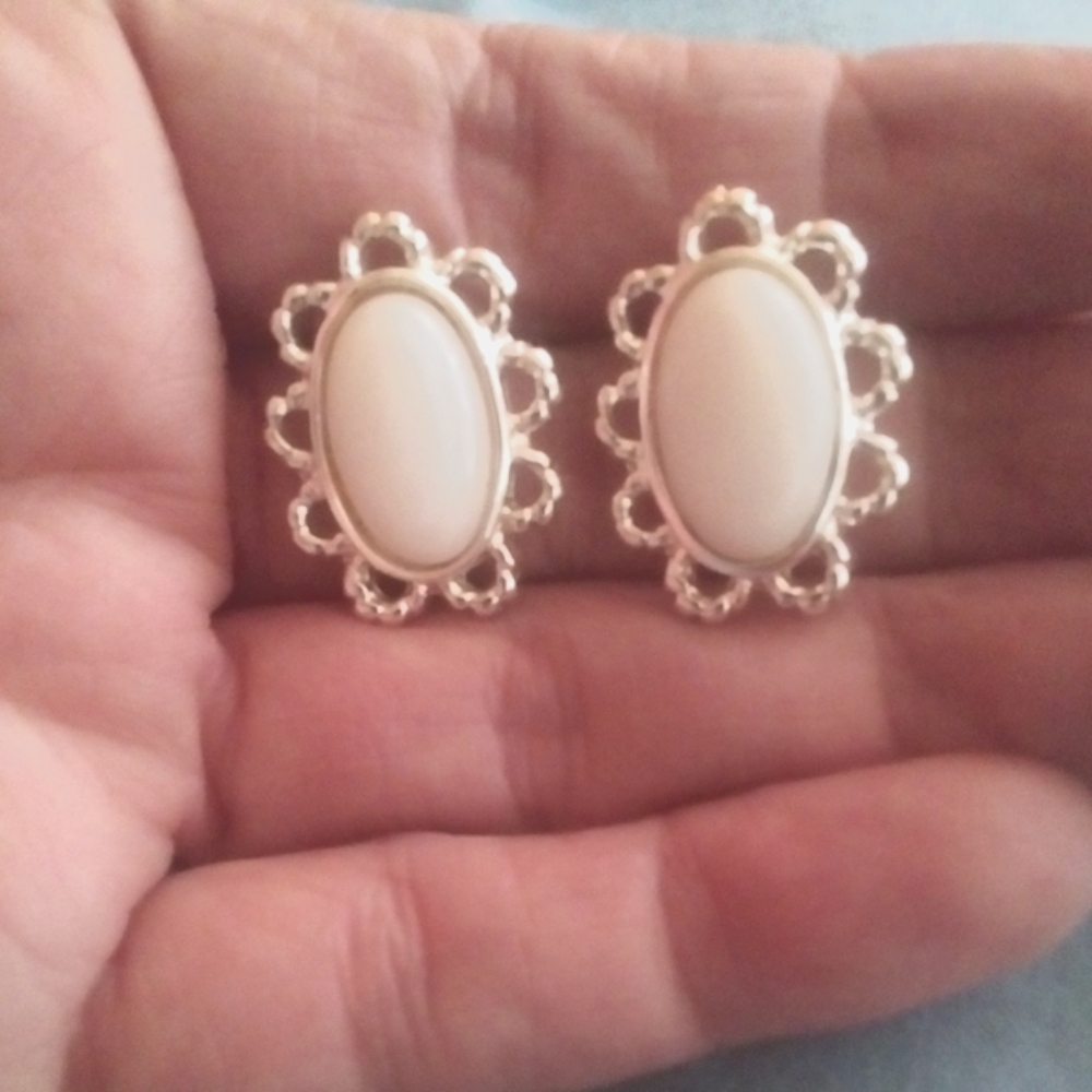 Oval white Stone stainless steel post earrings